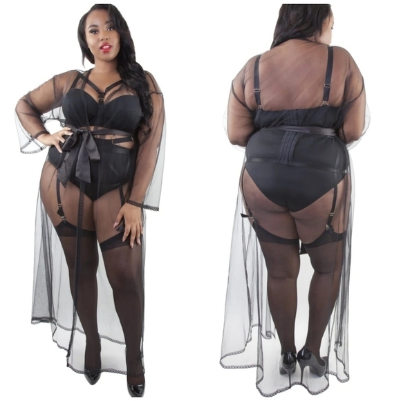 Gabi Fresh | Women's Black Betty Sheer Tulle Maxi Length Robe (US Size 14) - Picture 1 of 16